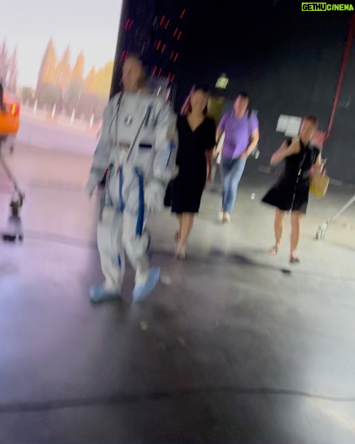 Sergey Svetlakov Instagram - Он сказал: «Поехали!»