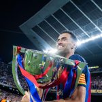 Sergio Busquets Instagram - Día de celebración en nuestro estadio, día especial. Muchas gracias afición por estar toda la temporada con el equipo. Orgullo de equipo, afición y club. @fcbarcelona 💙❤️🏆