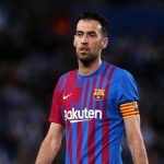 Sergio Busquets Instagram - El partido de ayer fue muy especial para mí, he llegado a los 675 partidos con el @fcbarcelona y entro en el top 3 de jugadores con mas partidos en la historia del mejor club del mundo, superando a mi amigo y compañero @andresiniesta8 al que admiro y aprecio muchísimo. Nunca imaginé llegar a una cifra tan importante que siempre quedará para la historia pero sobretodo me quedo con el recorrido que me ha llevado hasta aqui, agradeciendo a todos mis compañeros, staffs, personal del club, aficionados y sobretodo a mi familia que han estado a mi lado desde el dia 1. Muchas gracias por las felicitaciones y por el respeto y el cariño de todos, espero seguir sumando más. Visca el Barça 💙❤️
