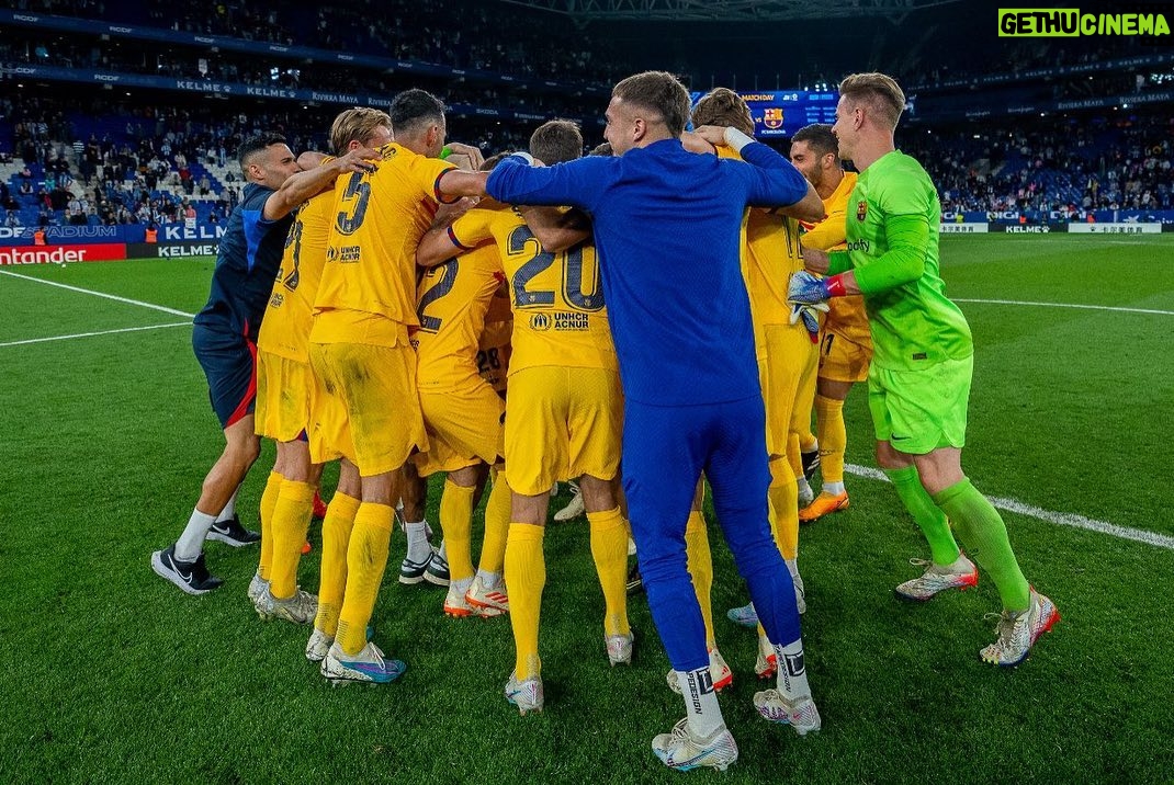 Sergio Busquets - 258.7K Likes - CAMMPEONES DE LIGA 🏆💙❤️