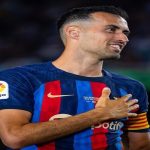 Sergio Busquets Instagram - GRACIES 💙❤️ Gracias por hacer tan especial y tan emotivo mi último día. Soy un privilegiado por haber podido formar parte del equipo de mi corazón, llevarlo a lo más alto y disfrutar 15 años junto a todos los que formamos el mejor club del mundo @fcbarcelona Me voy pleno y con la cabeza alta de darlo todo y contribuir a mejorar en todos los ámbitos a mi club y a los que formamos y han formado parte de ello. Me quedo con el respeto y el cariño de los que me conocen y han compartido momentos conmigo, con la gente del mundo del futbol y sobretodo con vosotros culers. Muchas gracias y hasta pronto 💙❤️
