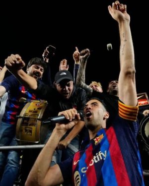 Sergio Busquets Instagram - Una 🏆 muy especial ❤️💙