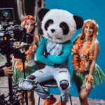 Sergio Daniel Brazón Rodríguez Instagram - ROAST YOURSELF CHALLENGE PANDA 🤩 Proximamente. Suscríbete a mi canal de YouTube. 📸: @leovalderrama_ Incōgnito Club Oficial