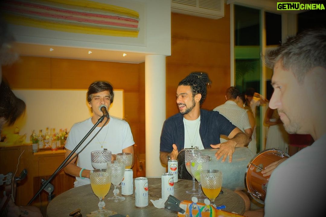 Sergio Malheiros Instagram - Feliz Ano Novo 🥂❤️ #2024