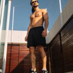 Sergio Malheiros Instagram - Aquele dumpzinho de sempre 😅 Registros dos últimos dias com tudo que eu amo: música, cuidado diário, atividade física e amor ❤️ #DoveMenCare #SóQuemAmaRealmenteProteje • Publicidade