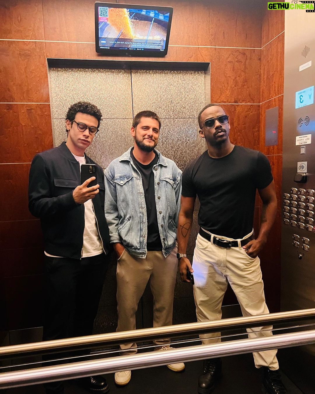 Sergio Malheiros Instagram - Lançamento da 4ª temporada de #Impuros 😎😅