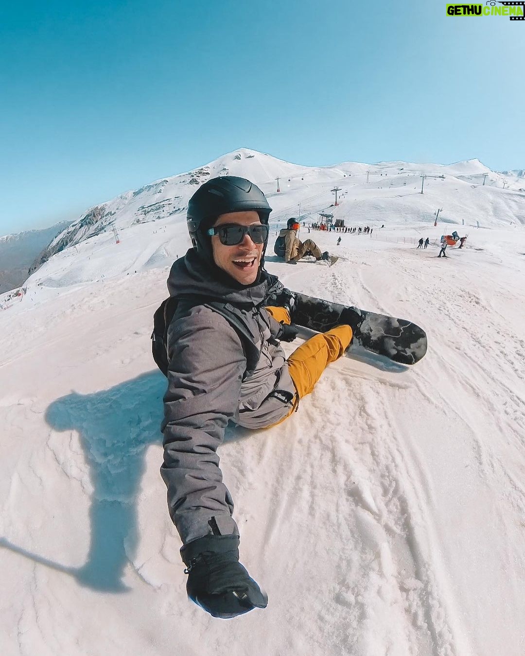 Sergio Malheiros Instagram - De lei 🏂😅🇨🇱 #vallenevado #snowboarding #trip Valle Nevado - Chile
