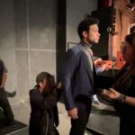 Sergio Malheiros Instagram - Hoje vai ao ar um dos programas mais incríveis que já participei na minha carreira: #DoisEmCena, com o grande Mauro Mendonça. A proposta do programa é ser um encontro de gerações de atores, numa conversa especial, mediada pela minha amiga Marisa Orth. Uma delícia e uma grande honra. Obrigado @canalviva. O programa vai ficar disponível no Globoplay depois pra quem quiser assistir… Tem vários outros episódios com atores e atrizes maravilhosos. 🎬❤️