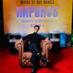 Sergio Malheiros Instagram - Colé, rapaziada! Estamos de volta, hein 👌🏾😂🤙🏾 Noite de lançamento da nossa 4ª temporada.. Amanhã no @starplusbr pra geral assistir. #Impuros4T #Impuros #StarPlus