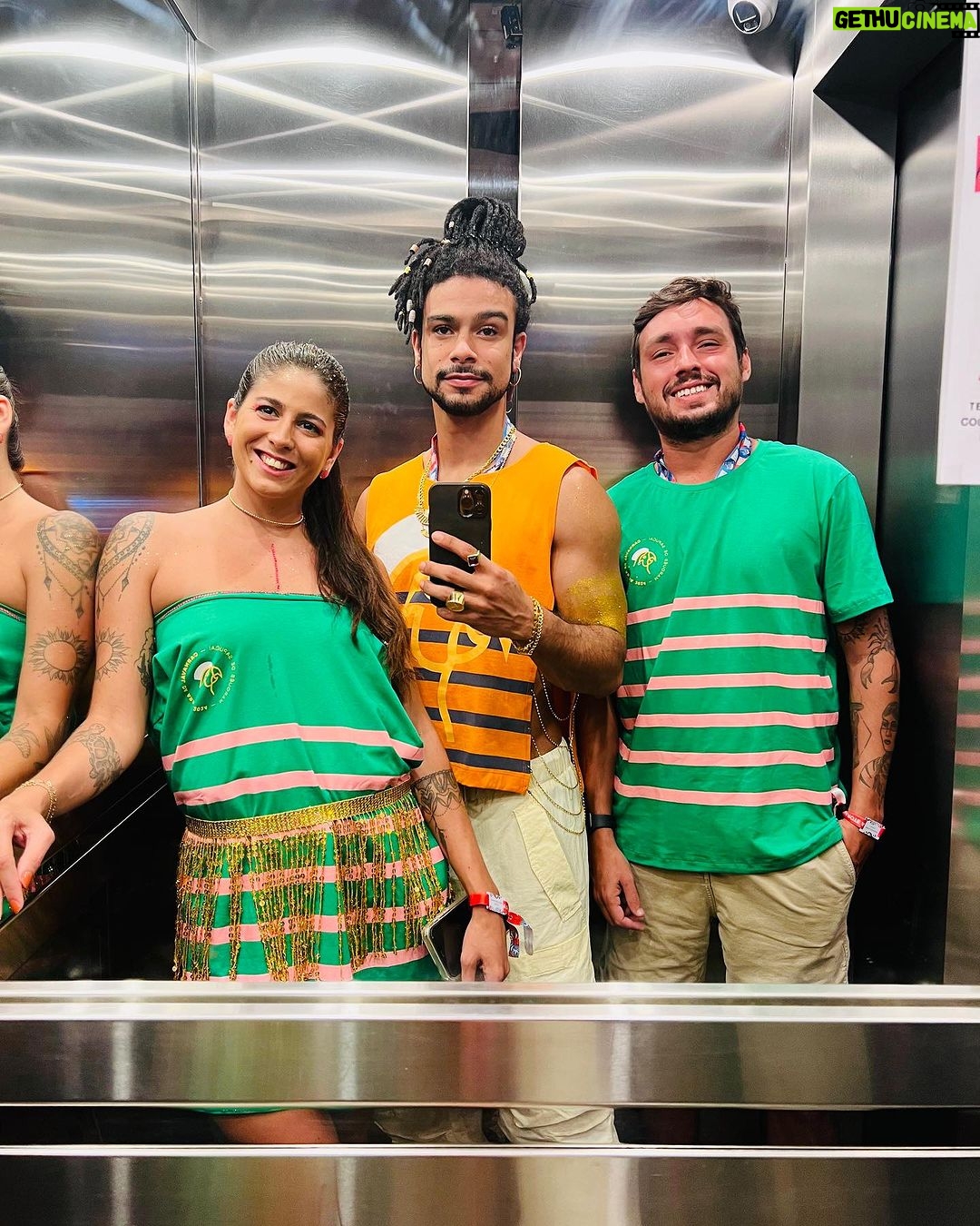Sergio Malheiros Instagram - Acho que agora acabou mesmo, né? 😂🎉👍🏾 #Carnaval