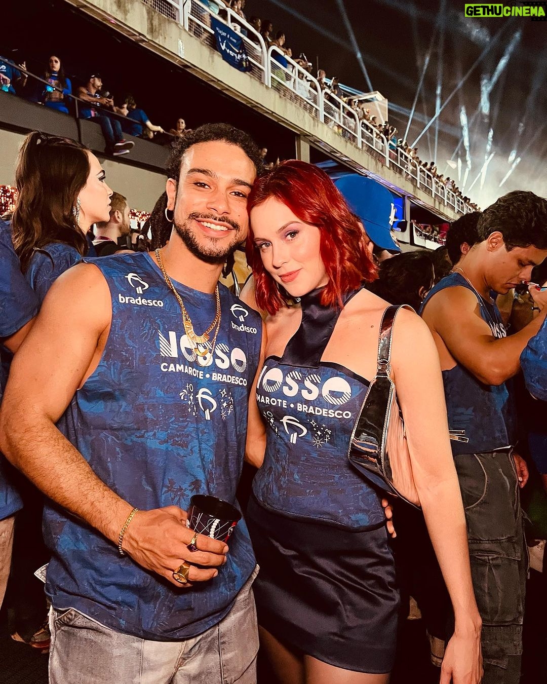 Sergio Malheiros Instagram - Carnaval cercado de gente maneira 🎉😎 #SapucaÃ