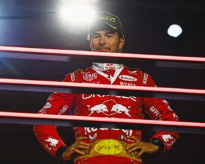 Sergio Pérez Instagram - What a great comeback! We were close to winning, but we had too much downforce which reduced our top speed. Great job by Max and Charles. I'm very happy to have secured the runner-up spot after such a tough season. 

This is a historic result for the team, the first 1-2 finish in its history. Well-deserved for all the hard work of everyone on the track and in Milton Keynes. 

To the fans and my family, thank you for all your support. #NeverGiveUp

¡Qué gran remontada! Estuvimos cerca de ganar, pero teníamos mucho downforce que nos restaba velocidad en las rectas. Muy buen trabajo de Max y de Charles. Estoy muy contento de haber asegurado el subcampeonato después de una temporada tan dura. 

Es un resultado histórico para el equipo, el primer 1-2 en su historia. Muy merecido por todo el esfuerzo de todos en la pista y en Milton Keynes. 

A los fans y a mi familia, gracias por todo su apoyo. #NeverGiveUP

#SP11
