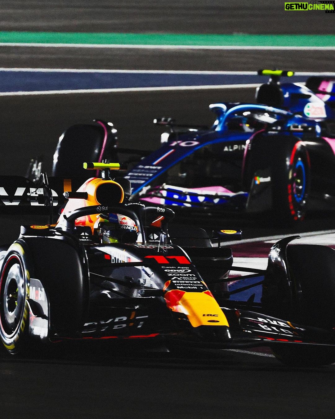 Sergio Pérez Instagram - It was a day where nothing went our way, and in the end, we were passengers in a crash that cost us the race. It's a huge day for the whole @redbullracing team and for @maxverstappen1 - a very well-deserved third title, he's worked so hard for it and I'm really happy for him. My mechanics will have a tough night getting the car ready for tomorrow. The weekend's not over and we're going to give it everything to pull it through. Fue un día en el que nada nos salió y al final fuimos pasajeros en un accidente que nos costó la carrera. Es un gran día para todo el equipo @redbullracing y para @maxverstappen1 , un tercer título muy merecido, ha trabajado muy duro por ello y estoy muy contento por él. Mis mecánicos tendrán una noche dura preparando el coche para mañana. El fin de semana no ha terminado y vamos a darlo todo para sacarlo adelante. #sp11 Qatar - Doha
