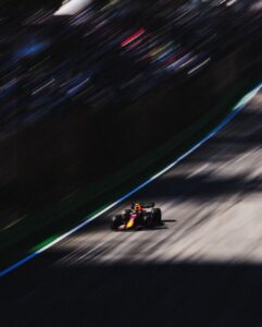 Sergio Pérez Instagram - What a battle @fernandoalo_oficial ! It was fun to push to the limits and fight for every inch of the track. In the end a positive weekend, now the objective is to seal the second place in Las Vegas. 💪🏼 Qué batalla @fernandoalo_oficial ! Vaya que fue divertido ir al limite y pelear cada cm de la pista. Al final un cierre positivo del fin de semana, ahora con todo en Las Vegas para concretar el subcampeonato. 💪🏼 #SP11 Autódromo José Carlos Pace