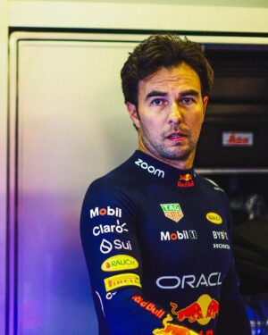 Sergio Pérez Instagram - We had the potential for much more today. Unfortunately we lost the lap due to track limits, but tomorrow we'll give our all to reach the podium in the last race of the year. 💪

Teníamos para mucho más hoy. 
Una pena perder la vuelta por los límites de pista, mañana daremos todo por ir al podium en la última carrera del año. 💪

#SP11