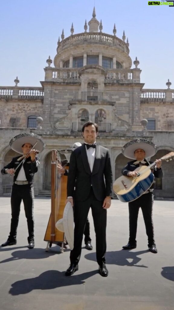Sergio Pérez Instagram - #JaliscoEsMéxico y nada se compara al orgullo de haber nacido en esta tierra mágica de belleza natural y cultural que sabe y suena a mi país.