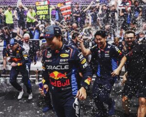 Sergio Pérez Instagram - Excellent race; it’s unfortunate about the penalty, yet another great 1-2 finish for the team and solid start to the season. Time to take a short break and set our focus on Australia. 💪

Carrera excelente; una lastima la penalización, pero otro gran 1-2 para el equipo. Muy buen inicio de temporada, ahora a descansar un poco y enfocarse en Australia. 💪

#SP11