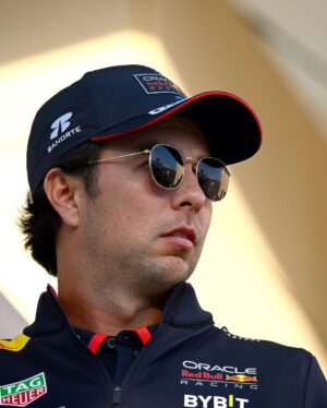 Sergio Pérez Instagram - Ready to start season 14th! Woow, time flies. Let’s do this 👊🏻

¡Listo para comenzar la temporada 14! Woow, el tiempo vuela. Hagámoslo 👊🏻