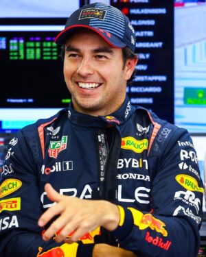 Sergio Pérez Instagram - Muy contento de regresar un día positivo con mucha información. 
Mañana tenemos la última mañana antes del inicio de temporada.

Very happy to return on a positive day with a lot of information.
Tomorrow we have the last morning before the start of the season.

#SP11