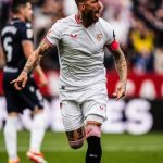 Sergio Ramos Instagram - Victoria importante y merecida en casa. Increíble el ambiente en el Sánchez-Pizjuán. Y feliz de ayudar con el gol 🍳 ¡Seguimos creciendo como equipo, @sevillafc! ⚪️🔴 Important and well-deserved win at home. Amazing atmosphere at the Sánchez-Pizjuán. Happy to help with a goal 🍳 We keep growing as a team, #SevillaFC! ⚪️🔴