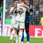 Sergio Ramos Instagram – Una pena el resultado porque el equipo lo dio todo. Hay que seguir trabajando así, convencidos y unidos.
Gracias, Bernabéu, por el cariño recibido. Emocionado, orgulloso y agradecido.
An unfortunate result because the team gave everything. We have to keep working like this and remain determined and united.
Thank you, Bernabéu, for the love received. Touched, proud and grateful.