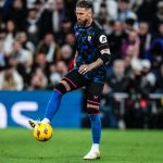 Sergio Ramos Instagram – Una pena el resultado porque el equipo lo dio todo. Hay que seguir trabajando así, convencidos y unidos.
Gracias, Bernabéu, por el cariño recibido. Emocionado, orgulloso y agradecido.
An unfortunate result because the team gave everything. We have to keep working like this and remain determined and united.
Thank you, Bernabéu, for the love received. Touched, proud and grateful.