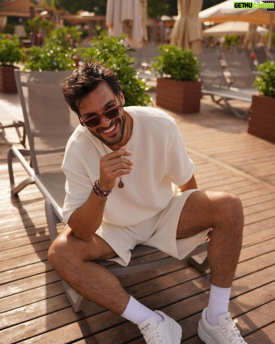 Serkan Çayoğlu Instagram - And the sun goes down 🔆