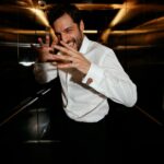 Serkan Çayoğlu Instagram - Last night💥 #mehmedfetihlersultanı Styled by @yasemineke Jewellery @sevanbicakcijewellery Suit @haticegokceofficial Photo @gunermertt and thanks to my great team @aycacinkitaskardes @nakdas @tugceonyil @sametaltay @talentco.tr ❤️