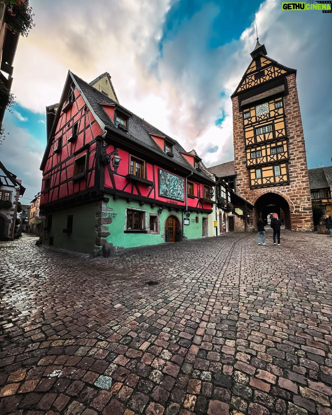 Serkan Çayoğlu Instagram - Next stop: Riquewihr 🥐