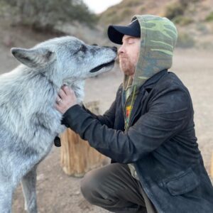 Seth Green Instagram - Reunited with my pack

Thanks to my friends @apexprotectionproject who’ve rescued and cared for these truly incredible animals. You can help them fight delisting of wolves as endangered, which has lead to unjustifiably cruel hunting. Check out the link in my stories to see how you can help 🐺❤️❤️