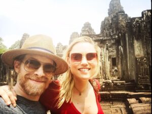 Seth Green Instagram - Ten years ago I married my best friend.

I never would have believed that was possible, but here we are a decade later, and there’s no one I’d rather spend my forever after with. 
Here’s to a lifetime of spirited adventure, even in quarantine.

Happy anniversary, my love!