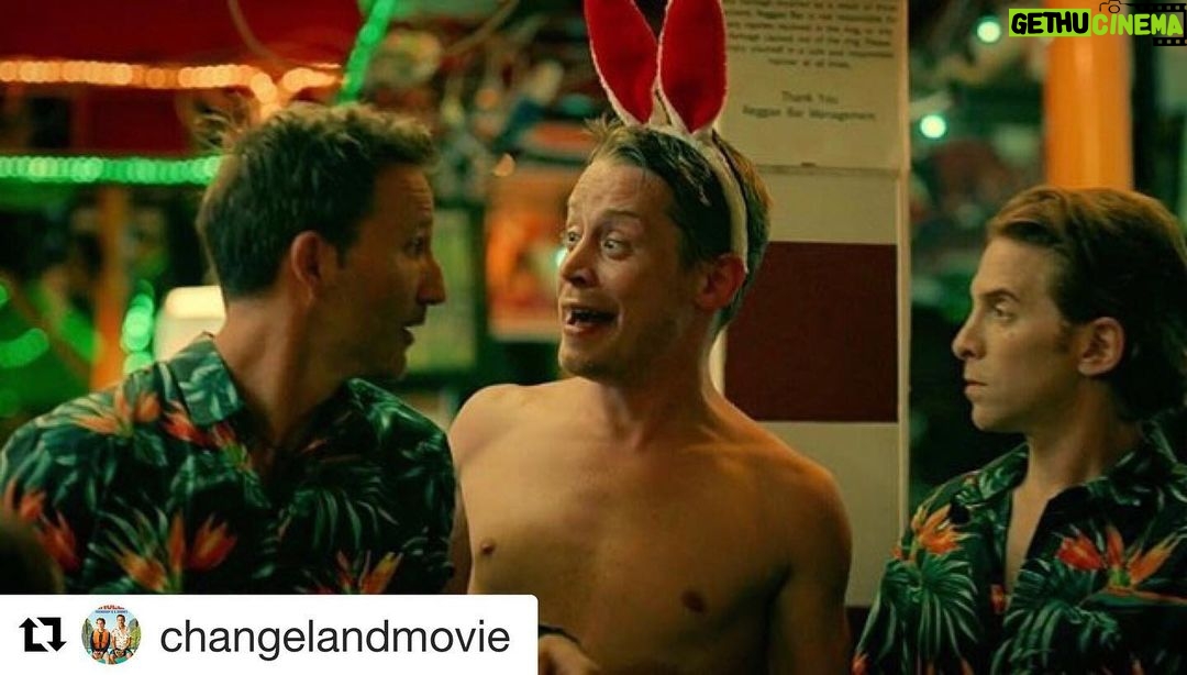 Seth Green Instagram - Looking for the perfect weekend getaway? Watch @changelandmovie tonight! ・・・ Repost: OMG! Sale! 😱#ChangelandMovie is $1.99 to rent and $6.99 to buy on Apple iTunes RIGHT NOW!! 🎉