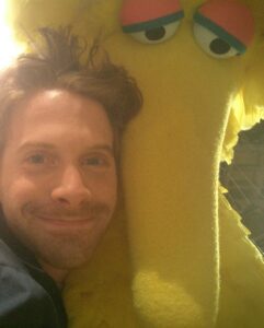 Seth Green Instagram - Growing up, @sesamestreet had incredible influence on me. It taught me all the basics, and even covered the tough stuff. I’ll never forget when Big Bird had to learn about losing a friend and understand that all things die. They made life feel beautiful, and taught me it’s ok to be sad, or angry, or whatever loss makes you feel. I got the privilege of meeting Caroll Spinney and his replacement @welcomemattv and witnessed firsthand their incredible relationship. It was exciting to see the master training his student, knowing he was handing over an iconic character, bigger than any single performer. Amazing to see the student, innovating and embodying this hero with passion and limitless energy. I’ll miss you Mr. Spinney. Thank you for everything you taught me.