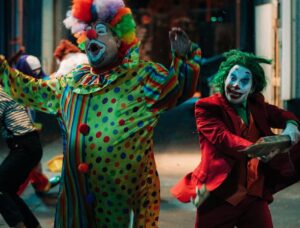 Seth Green Instagram - Look at this bunch of clowns.

Things get rowdy tonight on @latelateshow with @j_corden