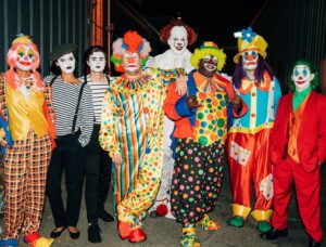 Seth Green Instagram - Look at this bunch of clowns.

Things get rowdy tonight on @latelateshow with @j_corden