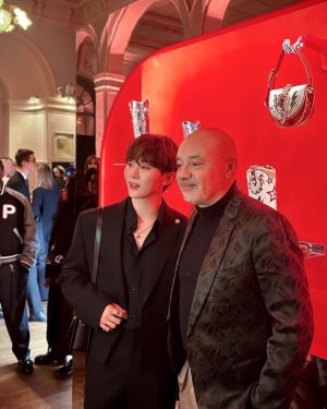 Seungkwan Instagram - It was a wonderful show❤️‍🔥
#theloubishow5 @louboutinworld