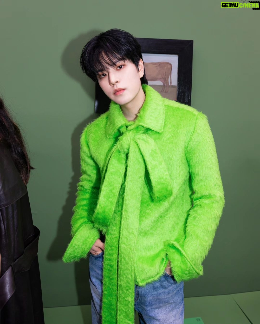Seungmin Instagram - Such a great memory💚 #LOEWE