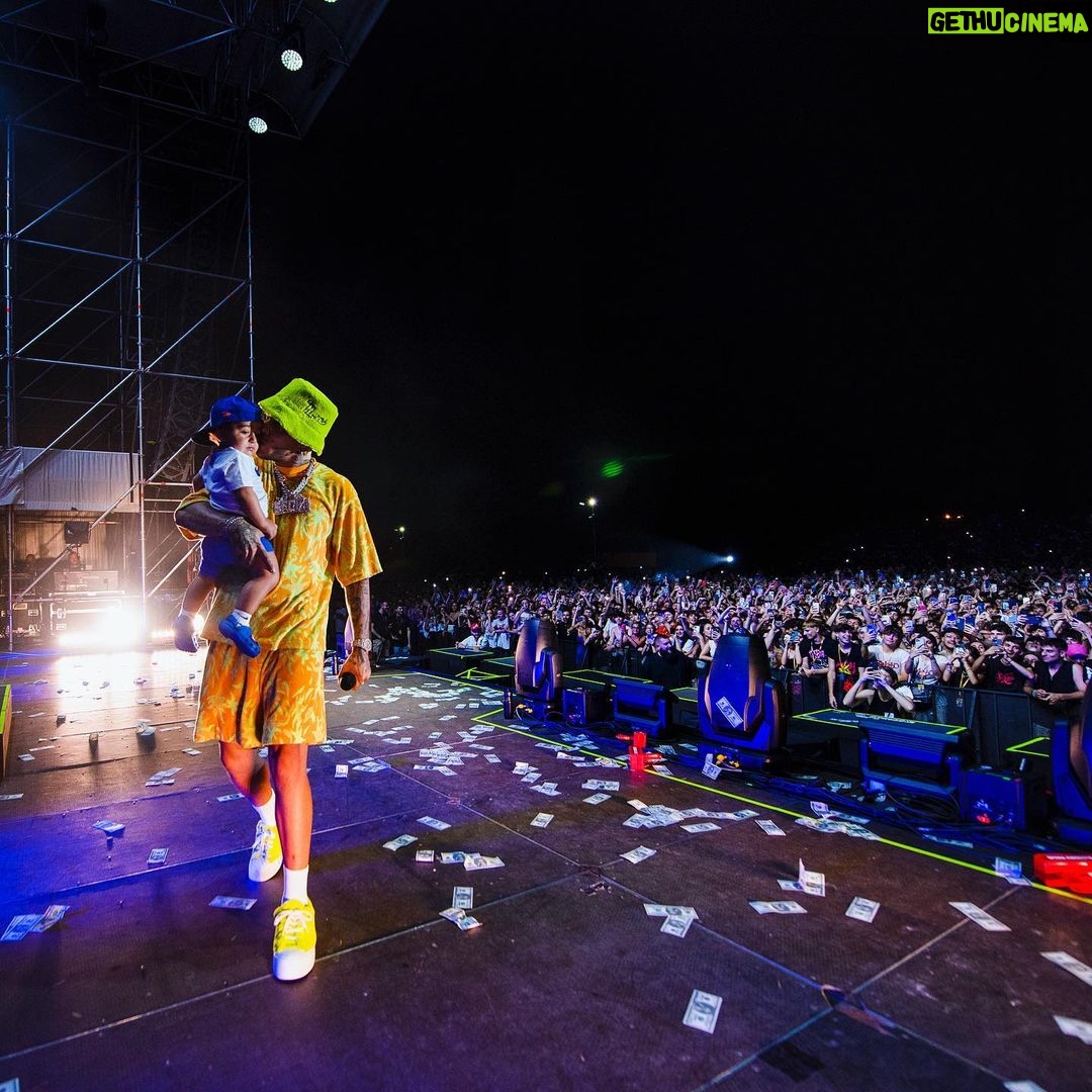 Sfera Ebbasta Instagram - Benedizioni 💙 Bergamo, Italy