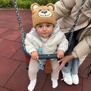 Sfera Ebbasta Instagram - Grazie per avermi fatto il regalo più grande che abbia mai ricevuto e per prendertene cura ogni giorno anche quando sono lontano ❤️ auguri a tutte le mamme