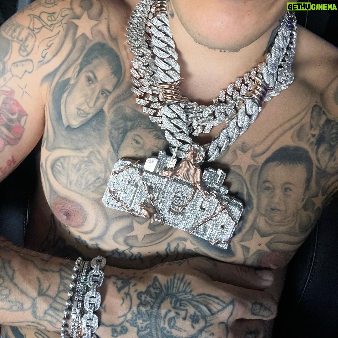 Sfera Ebbasta Instagram - Maybach Music Miami, Florida
