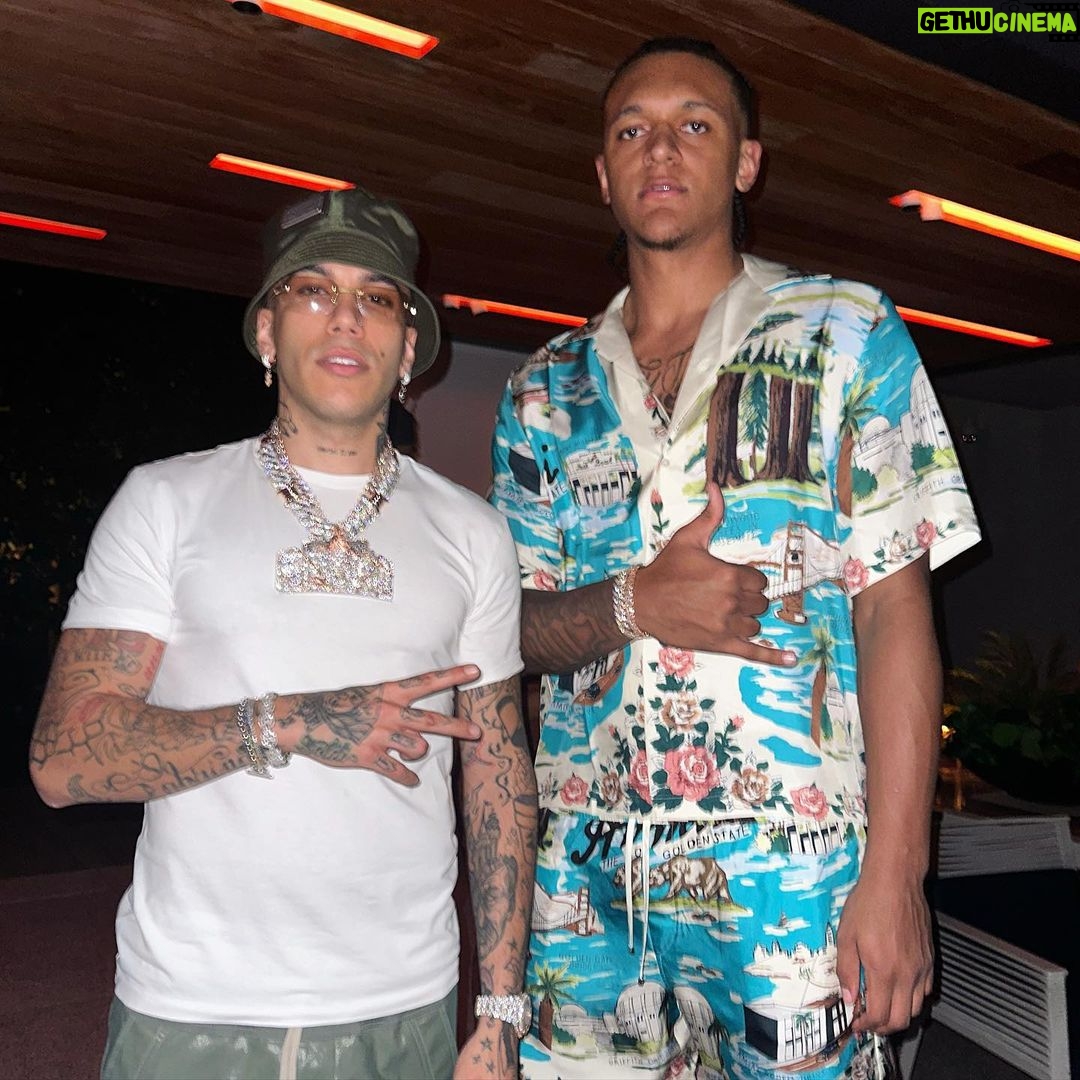 Sfera Ebbasta Instagram - Maybach Music Miami, Florida