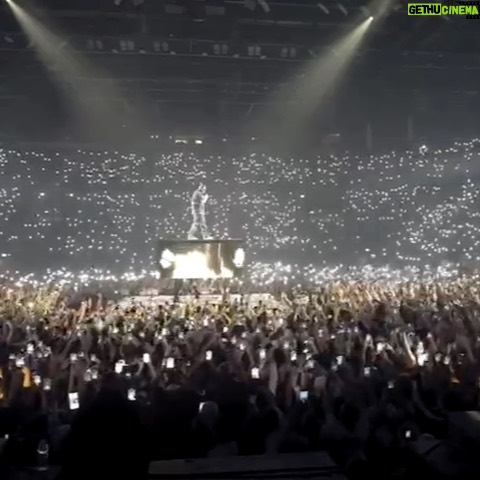 Sfera Ebbasta Instagram - Questa era Milano, ora tocca al resto d’Italia 🇮🇹😈 Forum - Milano