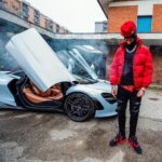 Sfera Ebbasta Instagram - La notte fa freddo in quartiere a Milano, per quello ce ne andiamo 🏎️ Corsico,Milano