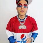 Sfera Ebbasta Instagram - Baby io non ho emozioni , baby ti spezzerò il cuore ❤️💙 Los Angeles, California