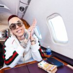 Sfera Ebbasta Instagram - Più in alto delle chiacchiere ☁️🛩☁️