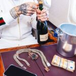 Sfera Ebbasta Instagram - Più in alto delle chiacchiere ☁️🛩☁️