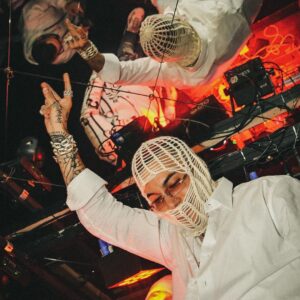 Sfera Ebbasta Instagram - È white bro 🤷🏻❄️🏳️💭⚪️ grazie a tutti i presenti e a quelli che erano lì con il pensiero 🤍 Milan, Italy