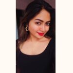 Shaalin Zoya Instagram – Imai Pola Nan Kakka,
Kanavai Nee Maridu ❤️