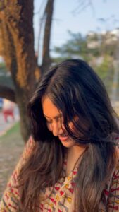 Shaalin Zoya Instagram - Sun playing the supporting role so genuinely:) 🎥 @sreejitharavind_