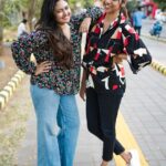 Shaalin Zoya Instagram – 90’s kids nostalgia ❤️ vibing on our favourite song 😍

Shot by @basil_kanjirathingal

Special thanks @al_bin_98

#trending #trendingreels #trendingsongs #dancereels